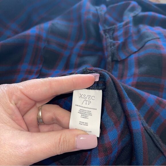 CAbi Moody Style 3431 black plaid button down shirt top size XS - Picture 3 of 3